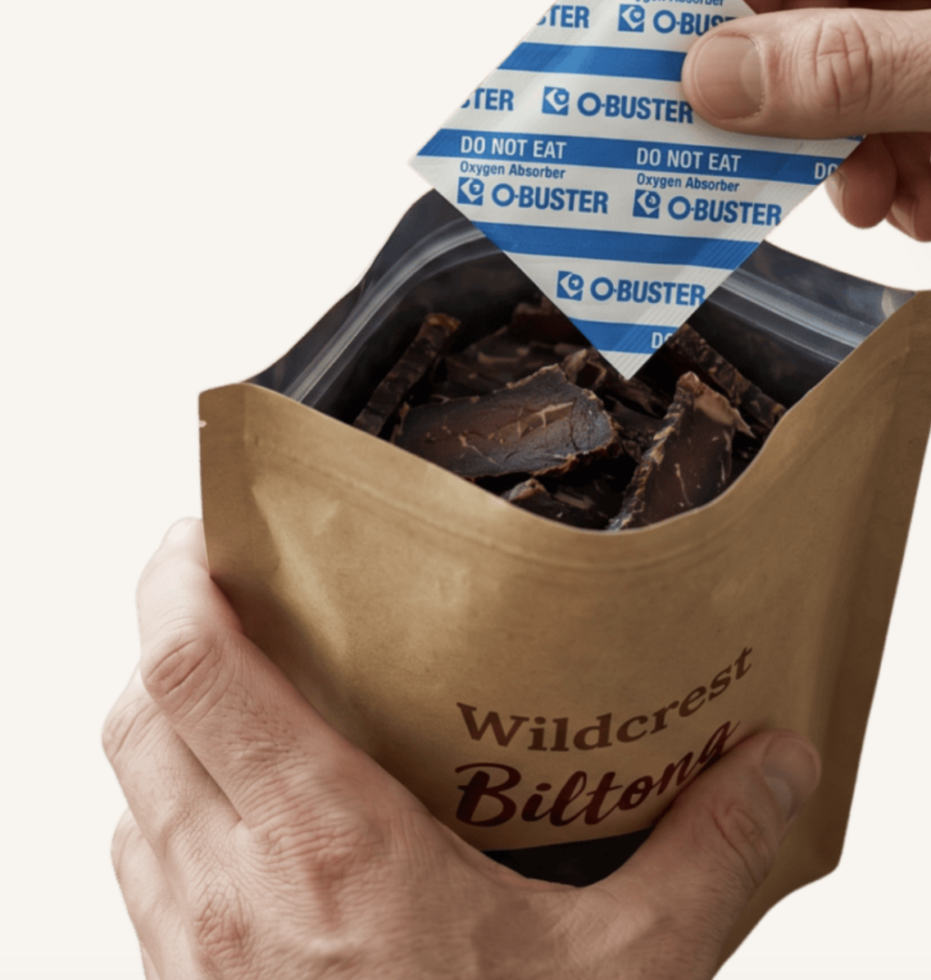 Oxygen absorbers for nuts and dried fruits